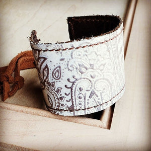 White Oyster Leather Cuff